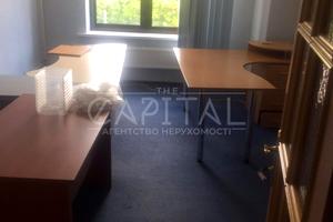 комерційна за адресою Лук'янівська вул., 1