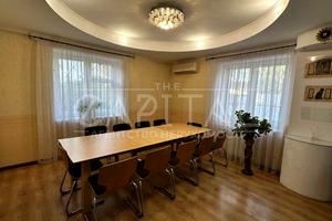 будинок за адресою Бориспільський
