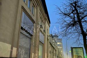 комерційна за адресою Хорива пров., 37