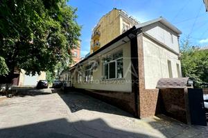 коммерческая по адресу Антоновича ул. (Горького), 25В