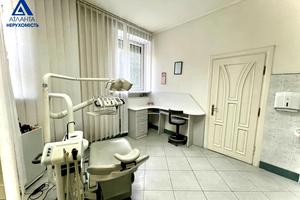 коммерческая по адресу Возрождения просп., 18