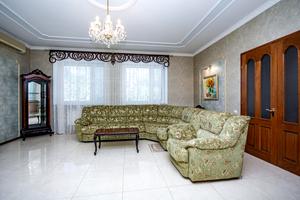 будинок за адресою Івана Їжакевича вул.