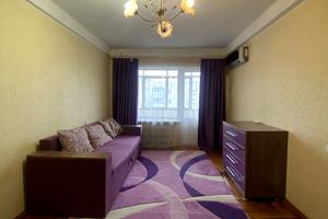 квартира за адресою Українська вул., 33