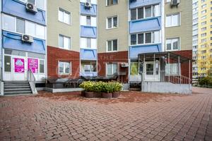 комерційна за адресою Європейського Союзу просп. (Правди), 31-А