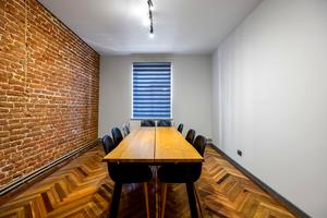 комерційна за адресою Джерельна вул., 32