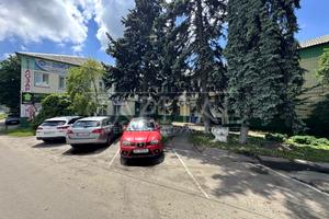 комерційна за адресою Павла Скоропадського вул., 63
