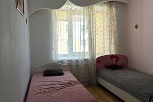 квартира за адресою Володимира Великого вул., 12