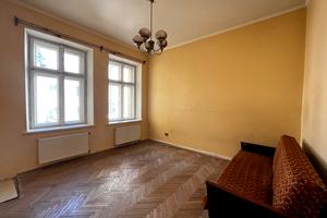 квартира за адресою Євгена Сверстюка вул., 15