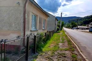 дом по адресу Ужгородська