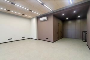 коммерческая по адресу Антоновича ул. (Горького), 109