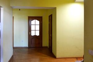 квартира за адресою Тролейбусна вул., 26