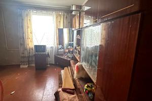 квартира по адресу Героїв України, 64