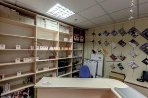 комерційна за адресою Дніпровська набережна вул., 26-Ж