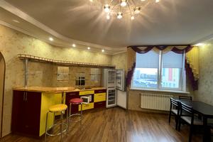 квартира за адресою Чорних Запорожців вул. (Короленка)