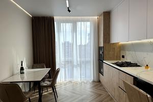 квартира по адресу Степана Бандеры ул., 79