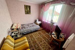 будинок за адресою Центральна вул.