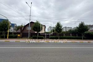 ділянка за адресою Захисників України вул. (Вокзальна)