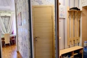 квартира за адресою Дмитра Яворницького просп. (Карла Маркса), 10