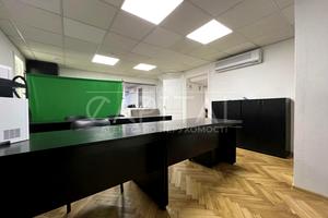 коммерческая по адресу Шелковичная ул., 24