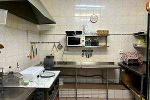 комерційна за адресою Миру просп., 80