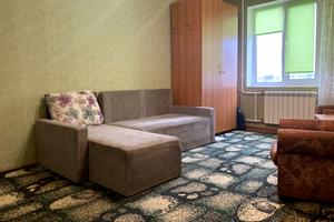 квартира за адресою Героїв полку 
