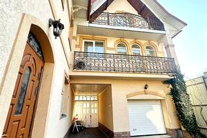 будинок за адресою Молодіжна вул., 43Б