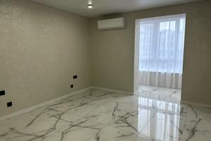 квартира за адресою Домбровського вул., 14а