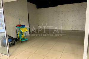 комерційна за адресою Басейна вул., 2