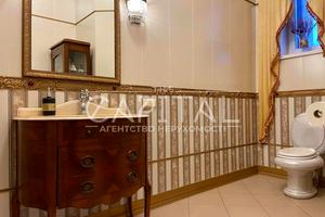 будинок за адресою Грушевського вул., 22