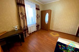 будинок за адресою с. Олександрівка, озерная