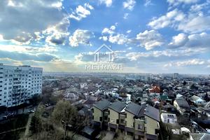 квартира по адресу Гвардейцев-Широнинцев ул., 21б