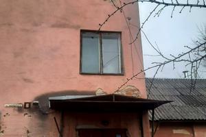 комерційна за адресою Заводська вул., 10
