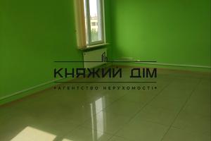 комерційна за адресою Охтирський пров., 3