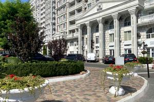 коммерческая по адресу Михаила Максимовича ул. (Трутенко Онуфрия), 26-Г