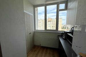 квартира за адресою Гната Хоткевича вул., 44