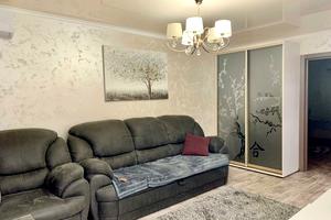 квартира за адресою Кривий Ріг, Вахи Арсанова вул. (Рокоссовського), 8