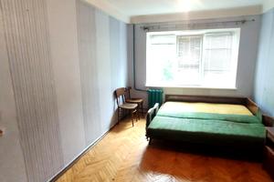 квартира за адресою Космічна вул., 5