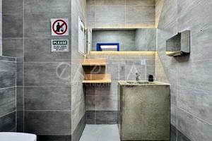коммерческая по адресу Леси Украинки бульв., 23