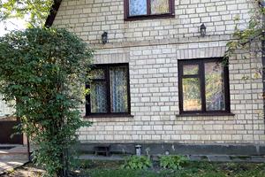 будинок за адресою Центральна вул.