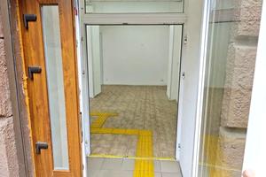 комерційна за адресою Привокзальна пл., 1