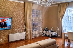 будинок за адресою Центральна