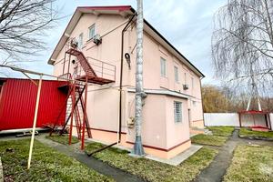 комерційна за адресою Геологів вул., 1/1