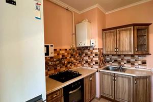 квартира за адресою Лісова вул., 4