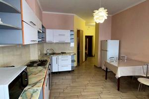 квартира за адресою Середньофонтанська вул., 19б