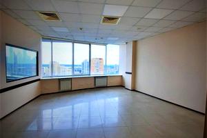 комерційна за адресою Королеви Єлизавети ІІ вул. (Глинки), 2