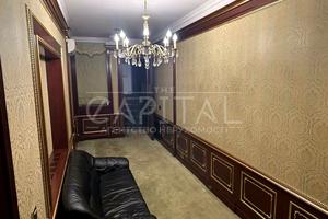 комерційна за адресою Костельна вул., 6