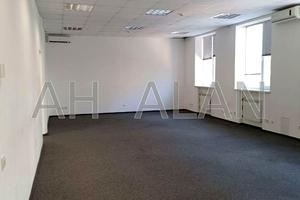 коммерческая по адресу Бехтеревский пер., 4-В