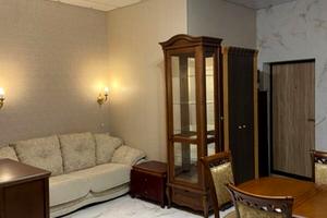 квартира за адресою Долгая, 1