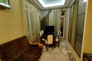 квартира за адресою Шота Руставелі вул., 7