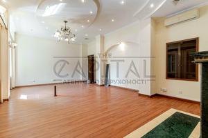комерційна за адресою Саксаганського вул., 67